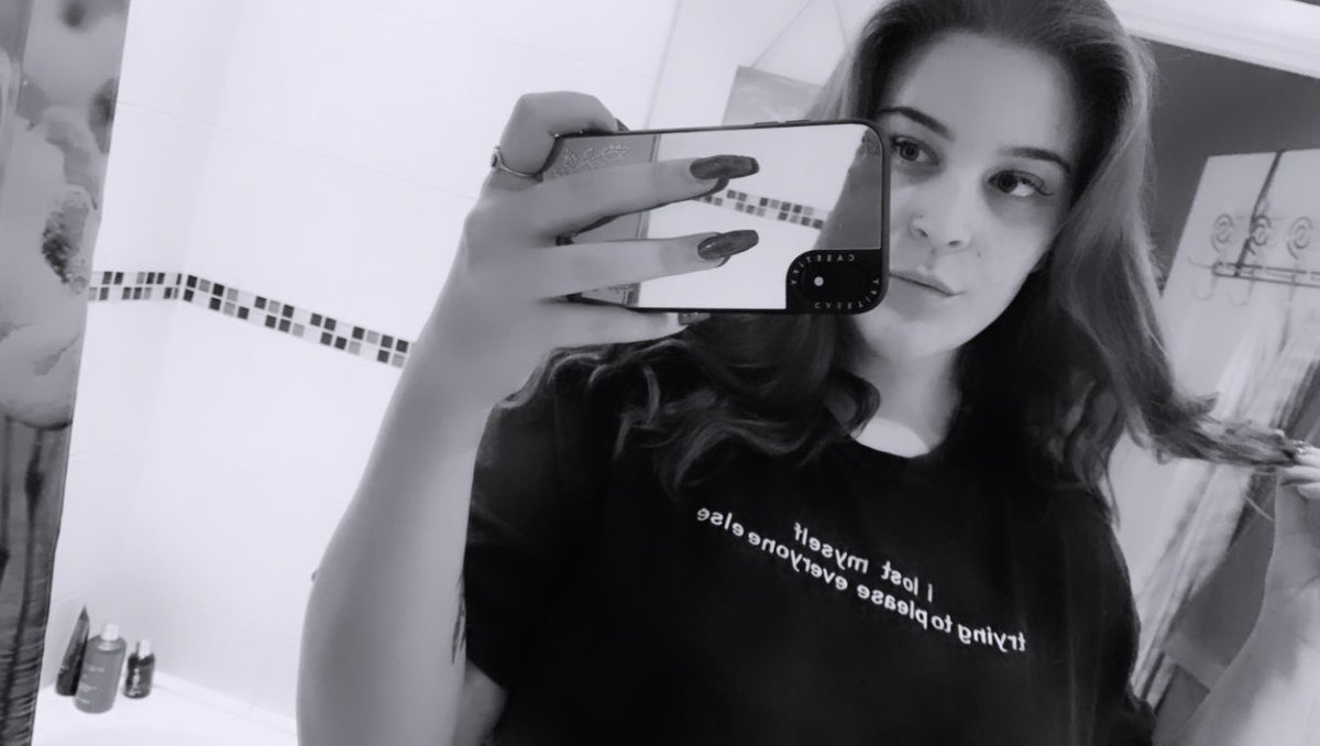 𝐾𝐸𝐿𝑆𝐸𝑌卌 tweet media