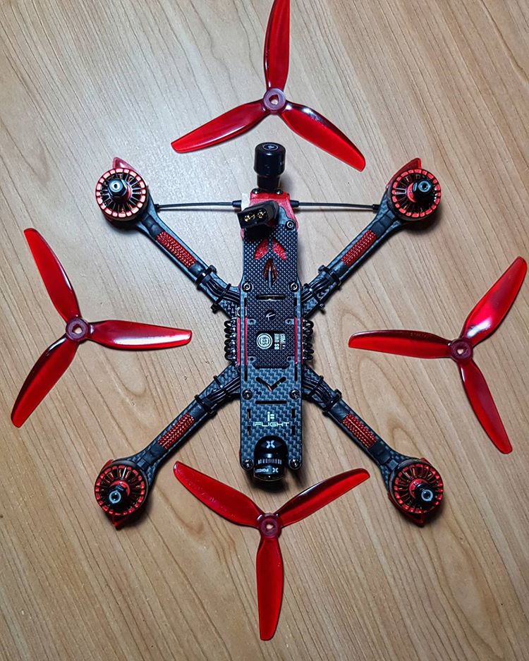 Multi_GP's tweet photo. When the build is this clean and uses the @Hobbywing 60A esc - you know it's g... #multigp #fpv #droneracing #fpvracing #dronegear #drones #fpvaddiction #fpvlife #multirotor #rc #racing #quaddiction #dronepilot #fpvracer #multigpracing #radiocontrolled #hobbywing @hobbywing https://t.co/P4gy7NMOIR
