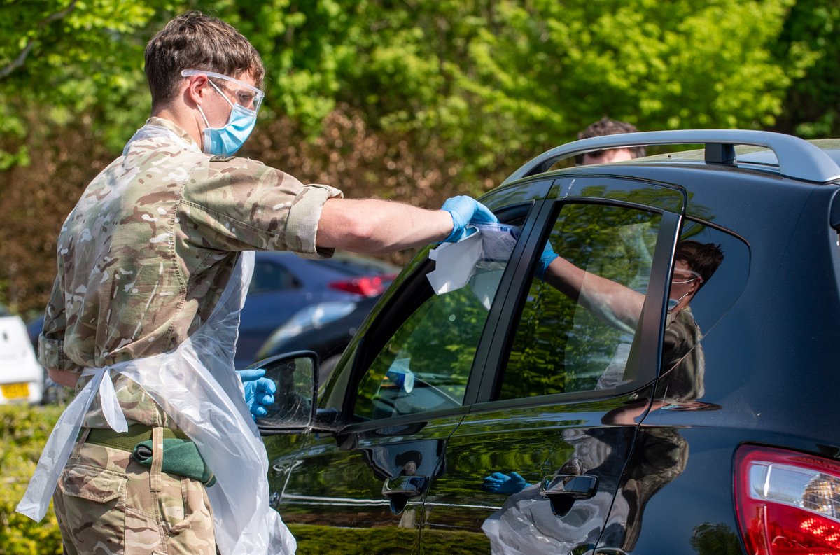 RoyalNavy's tweet photo. Royal Marines from 42 Commando have been drafted in the South-West to assist the running of two Mobile Testing Units as part of the nationwide response to COVID-19.  #Coronavirus #CovidSupportForce #InThisTogether

🔗 Read more: https://t.co/fty9GSHPyf https://t.co/bkfR7SyqvM