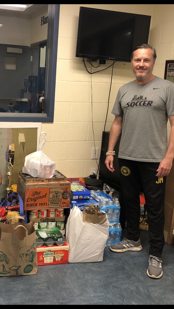 Food and Toy drive up and running! Many thanks to all that contributed. We appreciate you <a href="/pghsoccernow/">Pittsburgh Soccer Now</a> <a href="/JohnKrysinsky/">John Krysinsky</a> <a href="/danielgilman/">Daniel Gilman</a> <a href="/billpeduto/">bill peduto</a> <a href="/TheNextPGH/">Office of the Mayor</a> <a href="/pensfoundation/">pensfoundation</a> <a href="/DICKS/">DICK'S Sporting Goods</a> <a href="/PittsburghFdn/">The Pittsburgh Foundation</a> #covidsafe