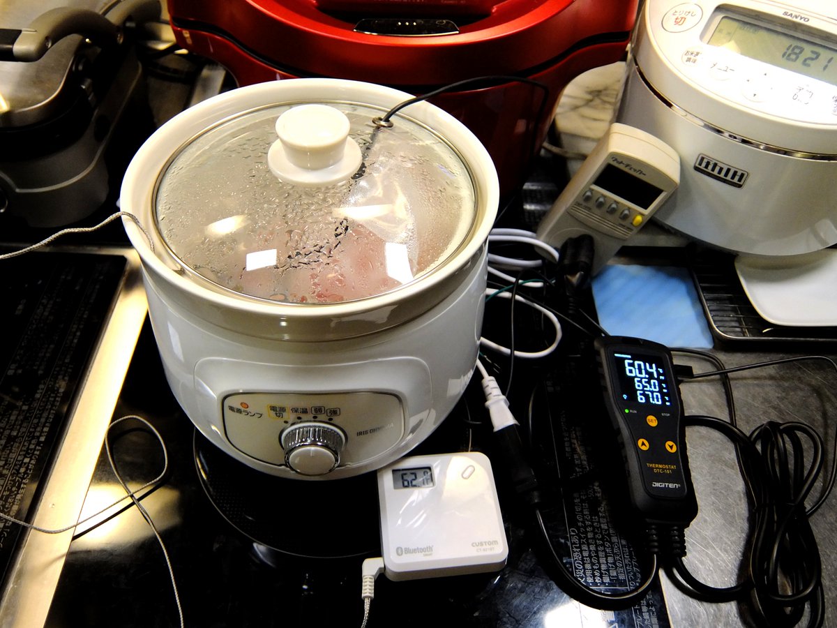日比光則 On Twitter もちろんその通りです 温度調整はデジタルサーモスタットです 現在はアナログタイマーと自作 Acコンセント切り替えスイッチを加えて スロークッカーで6時間調理後 6時間低温調理といったプログラム調理もやってますよ Https T Co Y1djymxoyi