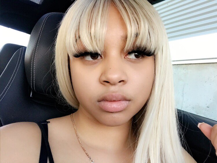 AmourJazmina's tweet photo. Park my Benz, and bring the Rolls up. https://t.co/F5FY3RGbAQ