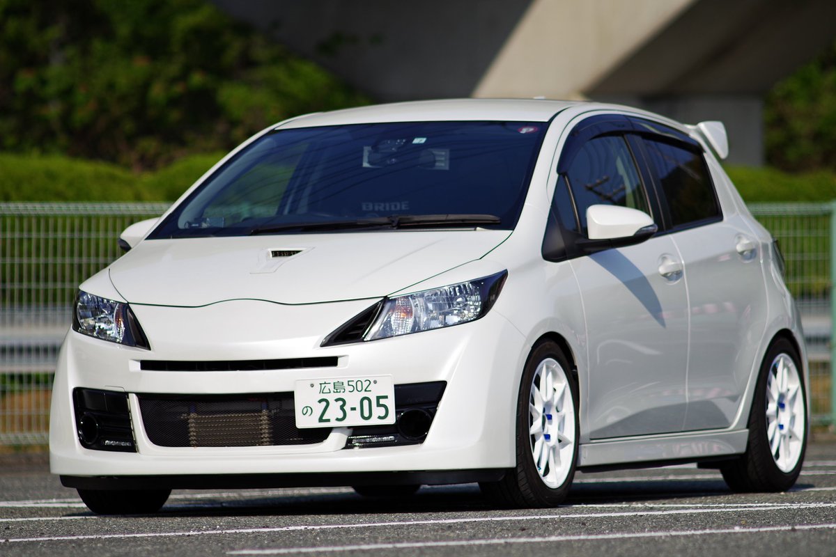 Sakana エンブレムレスはいいぞ もはや この車がトヨタのヴィッツだとは誰もわかるまい わかる