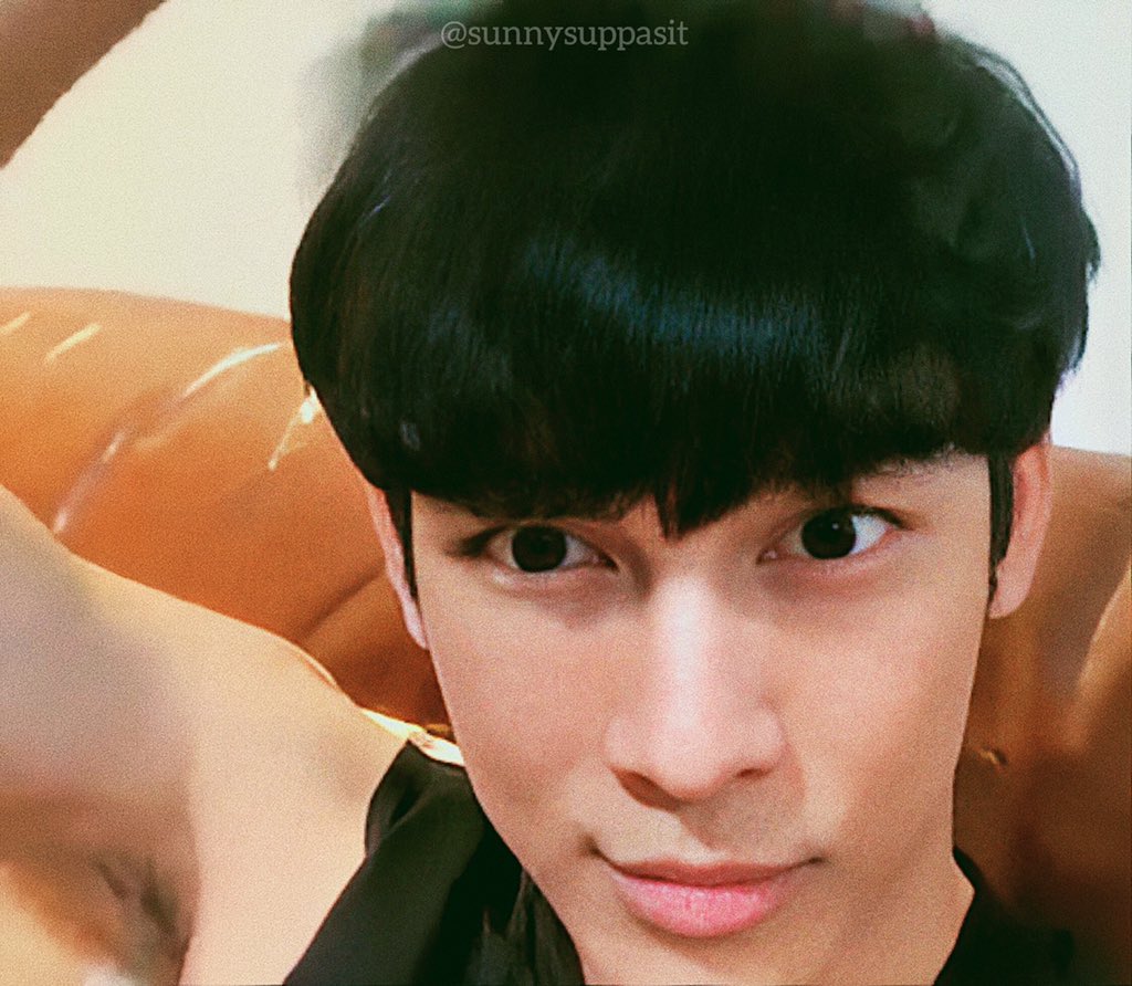  A thread of Mew is a tease  #MewSuppasit  #mewlions