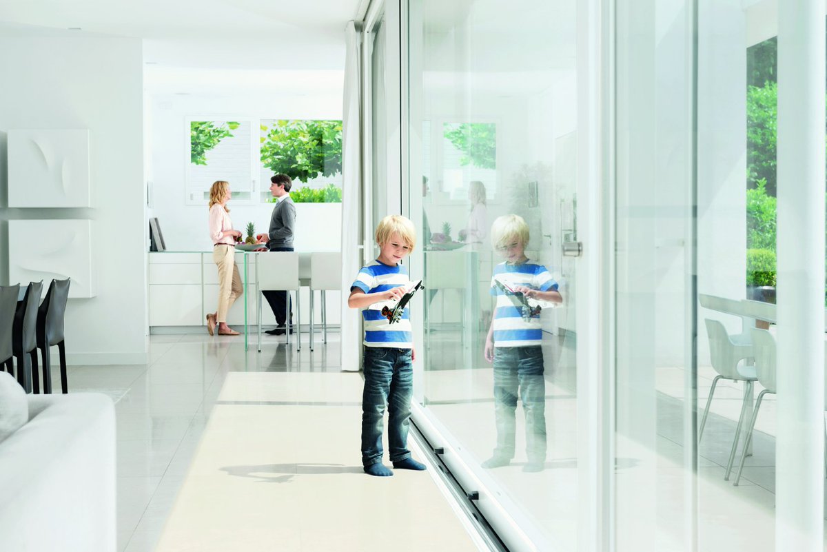 L'assoluta salubrità degli #infissi in #PVC #Schüco è garantita dalla certificazione VOC in classe A+. I #serramenti non rilasciano nell'aria sostanze nocive e ti consentono di vivere la tua casa in totale comfort e sicurezza. Scopri di più: bit.ly/2xw7Eg2