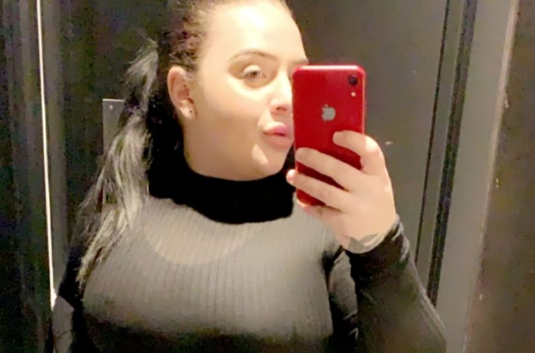 The Mirror on X: Mum felt giant 36H boobs pop after flying abroad for a  breast reduction   / X