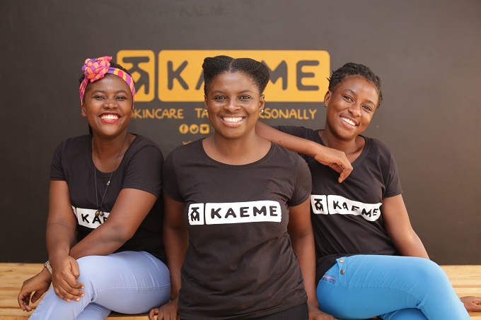 tembo_dorothy's tweet photo. Truly inspired by Freda Obeng-Ampofo of @hellokaeme, a Ghanaian cosmetics company that has lost 95% of its sales due to #COVID19, but is still keeping staff on its payroll 👏👏👏

👉 https://t.co/2zLRU5HTMp

#SheTrades #SMErecovery https://t.co/EjpAgawUiv