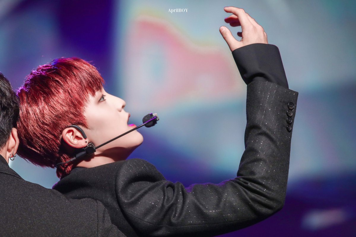 AprilBOY_1528's tweet photo. 20191225 dear, you

봄을 닮아 빛이 나는 유빈아,
이번 봄은 유빈이가 있어 행복해

#HBD_BOfYou_SONGYUVIN
#봄처럼빛나는_스물셋_송유빈
#비오브유 #BOfYou #B_O_Y
#송유빈 #유빈 #Yuvin https://t.co/IhpoDE5kAs