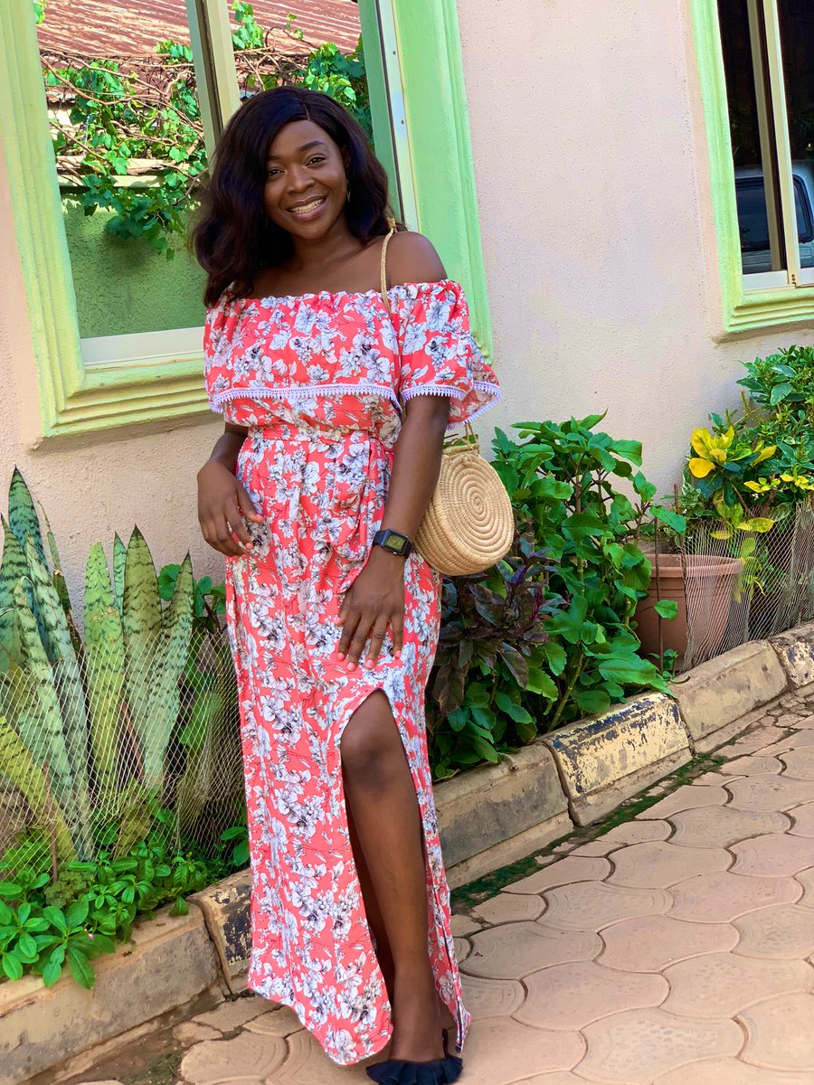 g33na_b's tweet photo. Lockdown made me go back to my old hobby and I’m loving it 🕺🏾🕺🏾🕺🏾 
I made this lovely 3-in-1 dress 😊
Like mine? Order yours 😜. 
#lockdowndiary 
#lockdownhustle https://t.co/mD6Gzkn4wN