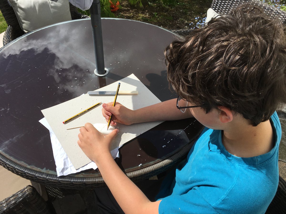 LearnMaidsTale's tweet image. Look at the concentration on his face!! Well done Harris!!!! #LearnWithHES #LearnAtHome