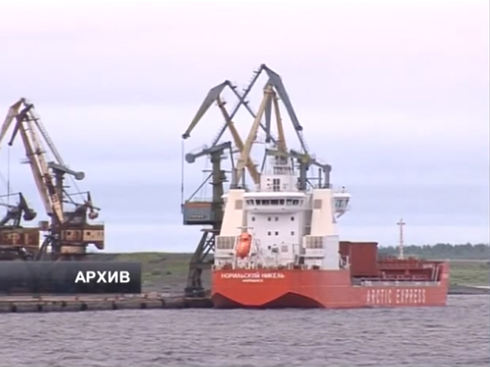 Kn51ru's tweet photo. Моряки контейнерного судна «Норильский никель», которые в конце марта заразились коронавирусом, пошли на поправку и уже выписываются с обсервации в Архангельске.

Подробнее: https://t.co/XWKwLIKOif

#Kn51 #Коронавирус #Норникель https://t.co/dYEbtGMh27