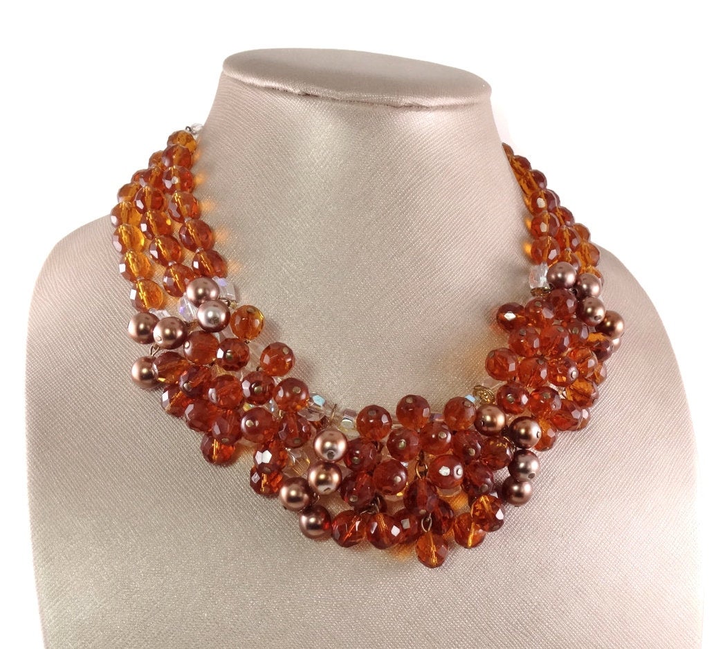 Rhinestonediva's tweet image. Vintage French Amber Glass Bead &amp;amp; Rhinestone BIB Necklace Made in France GORGEOUS! look! #vintagenecklace #ambernecklace #frenchmade etsy.me/2SnYiJN