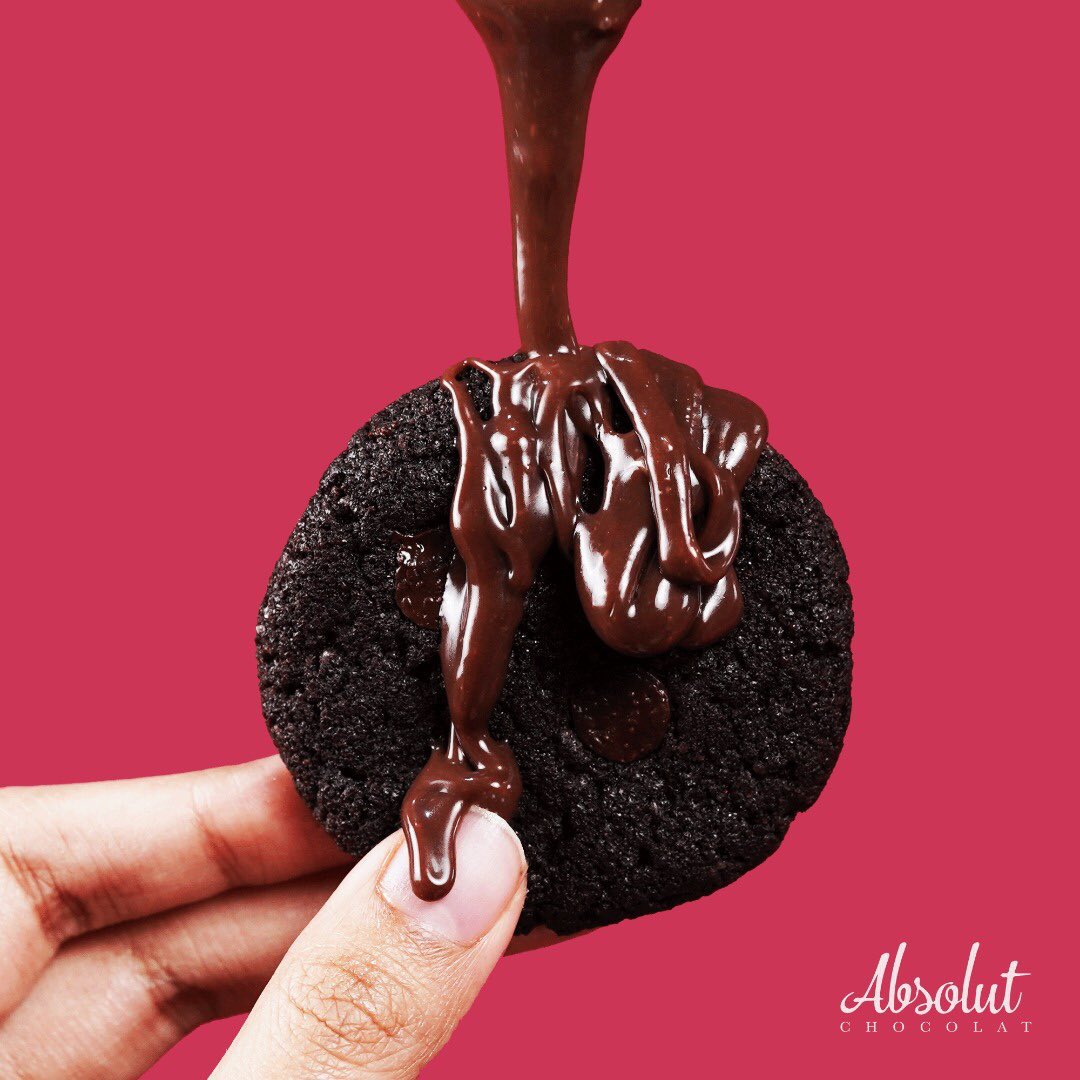 absolutputra's tweet photo. Absolut Chocolat’s newest launch! Absolut Koo-Kee 😍  All cookies comes with their dipping sauce 🤤❤️  
📍 Delivery area: Putrajaya, Cyberjaya, Kajang, Bangi &amp; Seri Kembangan.
@absolutchoc https://t.co/nbcsRGBdLh