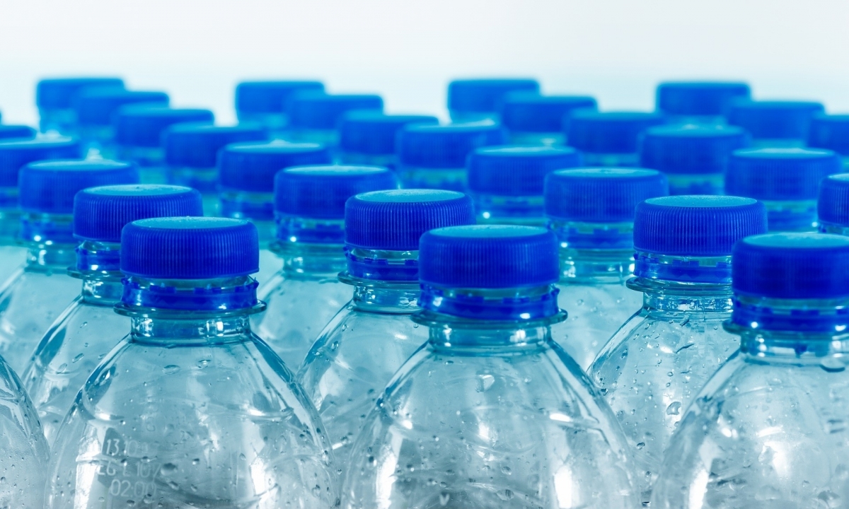 Michael67555351's tweet photo. A major #plastic #recycling group has launched a post-consumer resin certification program, a great tool to help push more plastic away from #landfills and into #sustainable and future focused programs. Time to end single-use plastics! https://t.co/X3huhz2BrX https://t.co/4riStlhk4H