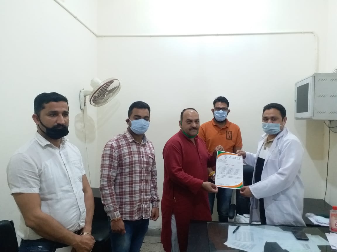 Vikass_BJP's tweet photo. Pledge to Stand with Nation in Any Situation. And Always respect For Corona Warriors #PledgeForIndia
Today Honouring #CoronaWarriors Doctors. #IndiaFightsCorona
@BJYM @BJYMinJK
@BJP4JnK @IArundev @BJPmunish @ShreySethi11 @HariOmBJYM @rohit_chahal @narendramodi https://t.co/dT4gLIDaw7