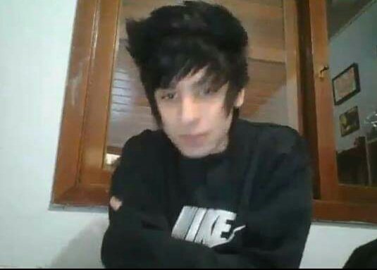 Como eu faço meu cabelo *EMO* 