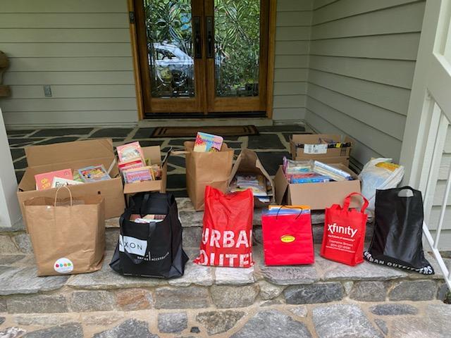 LaburnumES's tweet photo. Shout out to The Richmond Jewish Coalition for Literacy. Thank you for collecting books to place in the libraries at LES and at St. Luke's apts. Because of your generosity, our students are continuing to execute their love for reading!
@LaburnumES
@HenricoSchools 
@JCFRichmond https://t.co/y3UpSQyIEA