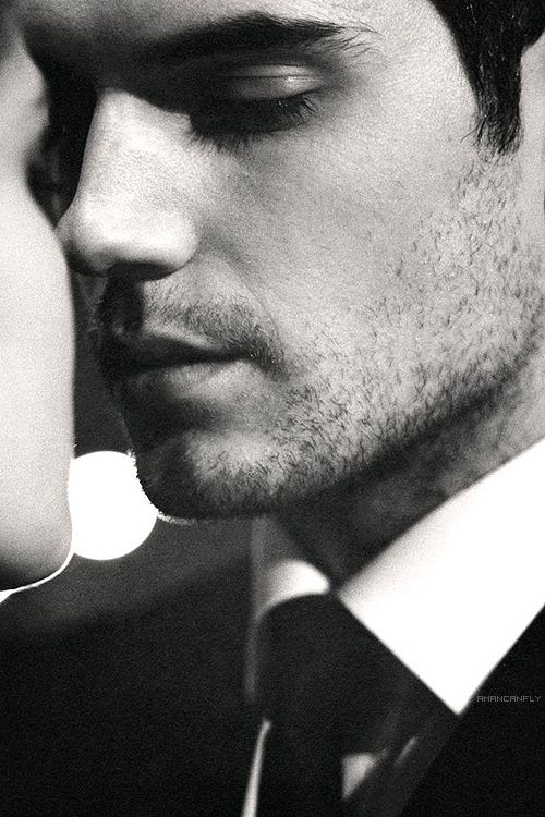 ;*. Ya era hora de que me tocase alguien como tú. No se que habrás podido ver en mi, pero por favor, nunca dejes de mirarme... 
Te quiero más de lo que podría imaginar que haría después de mi pasado. Eres increíblemente maravilloso.

𝐼𝑓 𝑡𝘩𝑒 𝑤𝑜𝑟𝑙𝑑 𝑤𝑎𝑠 𝑒𝑛𝑑𝑖𝑛𝑔...