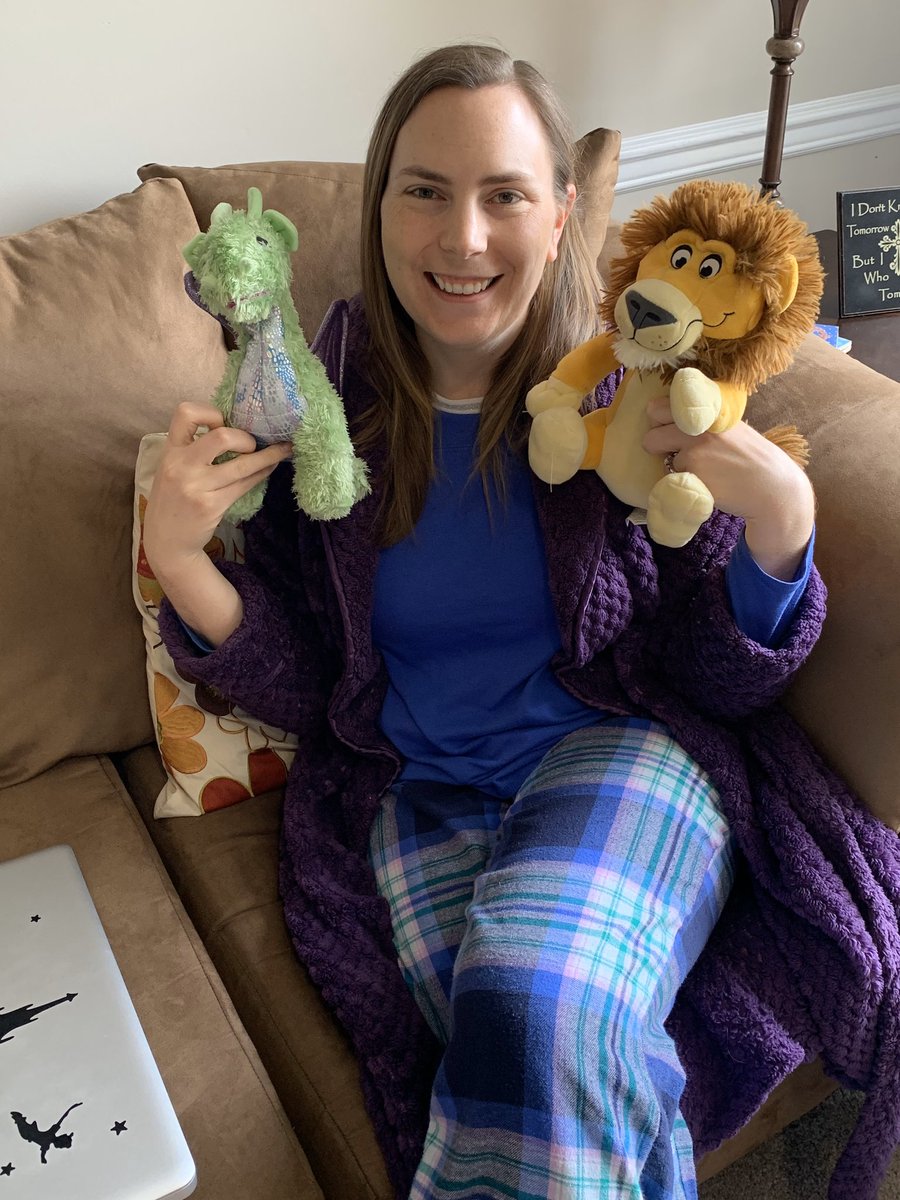 Pajama and stuffed animal day! Gus and Rasheed are ready to do some learning today! Are you? <a href="/GuilfordEle/">Guilford Elementary School</a> #gatorsdeserveit20