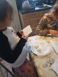 MrB_TheMill's tweet photo. Hi Banana Heads,
Look at these amazing, beautifully painted traditional
Easter Eggs that Medeea and her family have been making. They’re so pretty.#ASAArtist https://t.co/xV8TxtG69X