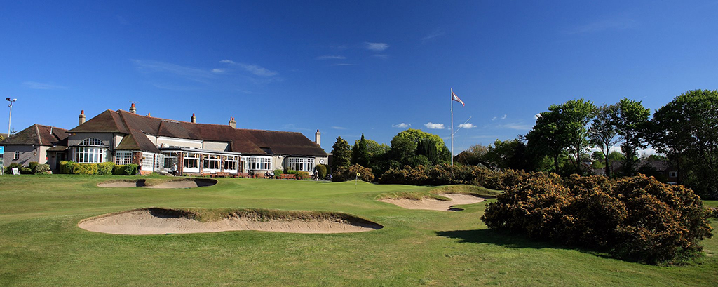 MoortownGC's tweet image. 🚨 COMPETITION 🚨

On this day in 1929 Britain won the first Ryder Cup to be played on home soil at Moortown.

To celebrate this historic day we&apos;re giving away a free fourball. To have a chance of winning...

Follow @MoortownGC and
Retweet this tweet
 
Good luck!