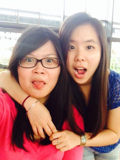 Dulu, Kez yang tungguin gw kelar kelas sampe bela2in pulang sorean. Dulu, Kez takut nyetir sampe suruh gw setirin. Dulu, Kez yg racunin gw makan2an enak: coco lava cake Cakhra Lounge &amp; Pudding Nandskitchen sampe sering banget ikut PO nya ya biar bs makan bareng 💜🥺 kangen bgt K.