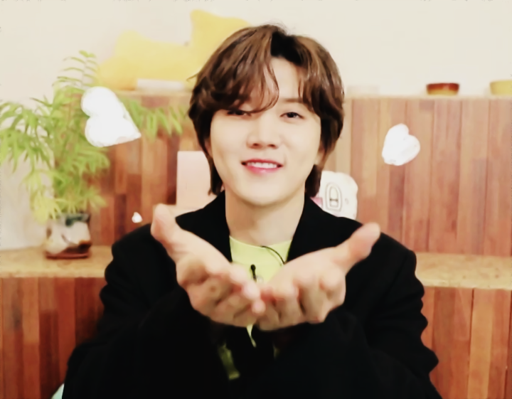 I_RENYOU1103's tweet photo. 귀요밍 💞

#렌 #최민기 #뉴이스트 #NUEST #REN https://t.co/qERXQOt7qJ