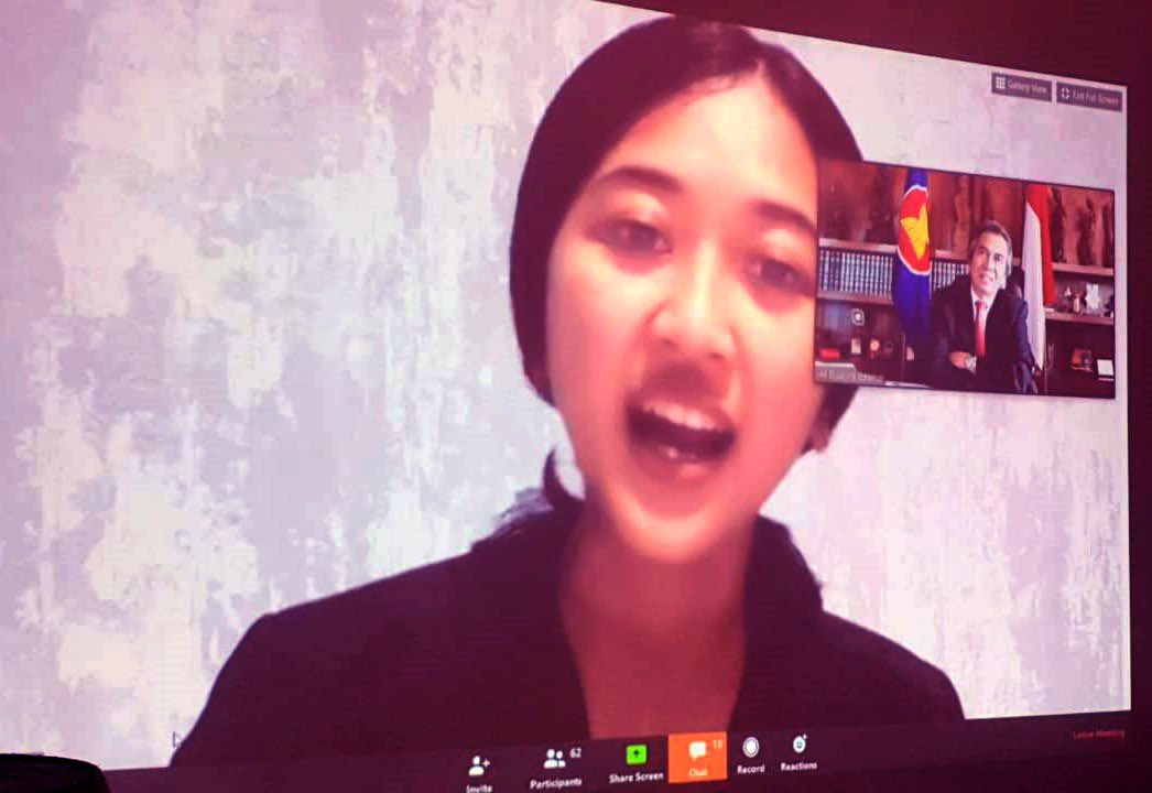 albusyra_basnur's tweet photo. Dokumentasi Foto Webinar LSPR YDC Dengan Duta Besar Al Busyra Basnur.

@lsprjakarta
“Countries response analysis towards Coronavirus”.
.
Date: 27 April 2020
#lsprjakarta
#lspr28th
#lspr2020
#lsprstudentleague
#kabinet2nddegree
#LSPRisEverywhere
#LSPRYDC
#youthdiplomacycommunity https://t.co/IQhWAZ4y2a