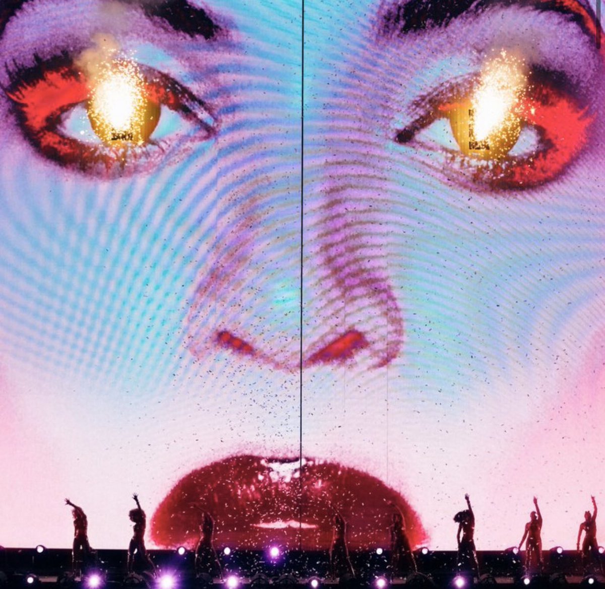 The visuals during Party though