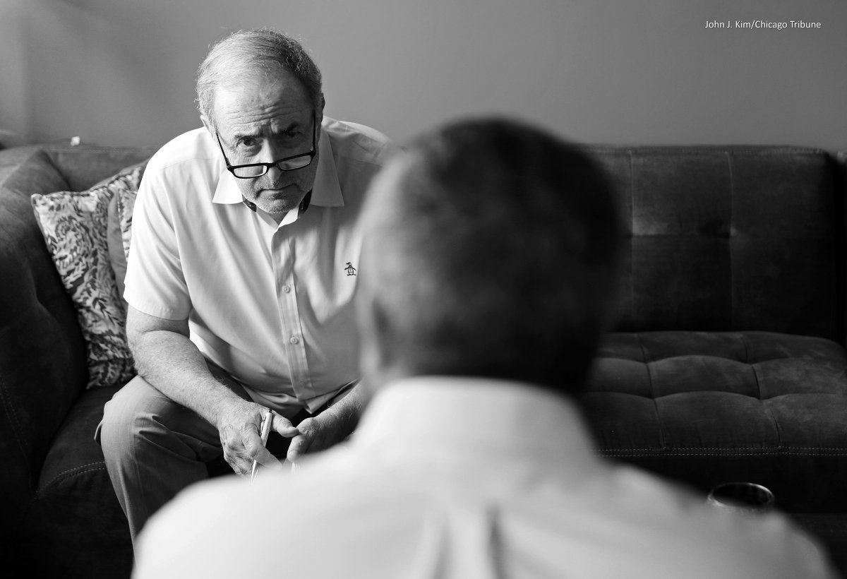 A visual Thank You to Chicago journalists, past and present, for the work you do.[thread]1) Rick Kogan [ @rickkogan]2) John H. White3) Jeremy Gorner [ @JeremyGorner]