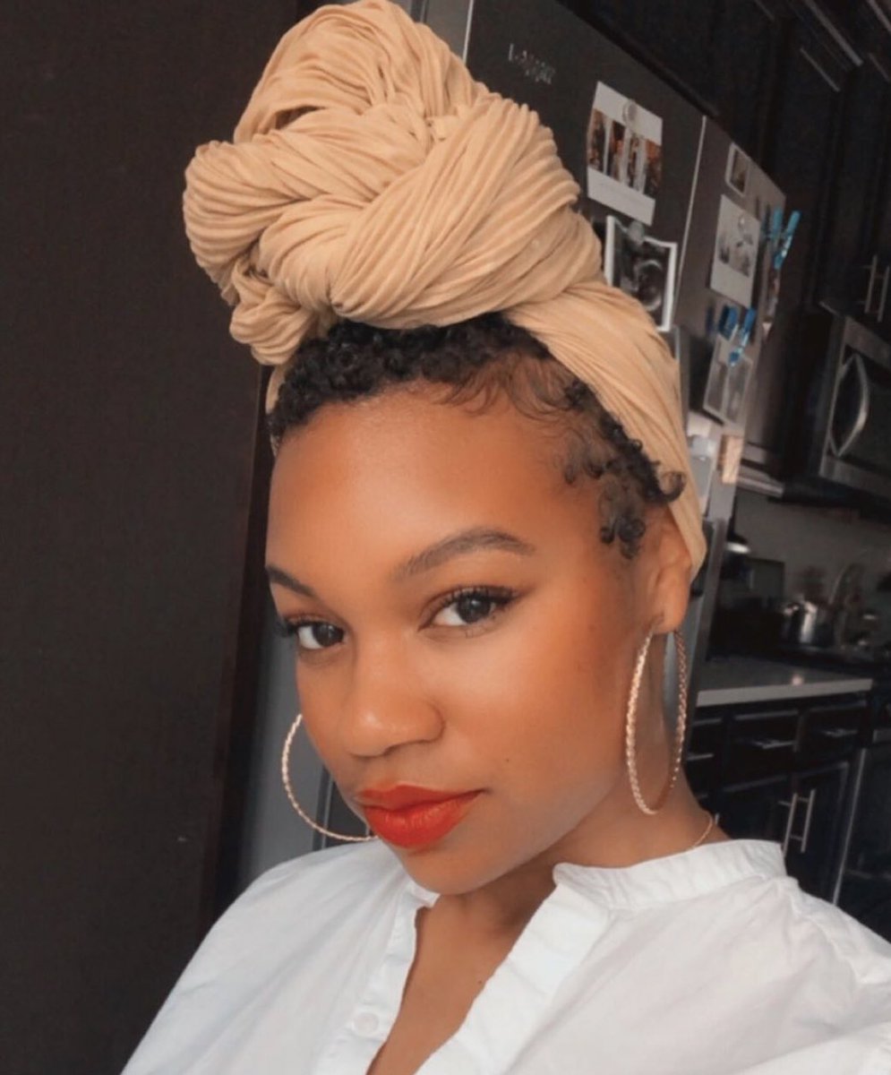 SWLCollection's tweet image. Gorgeous queen in our Fire red lippie! And that head-wrap is 😍😍 #swlcollection