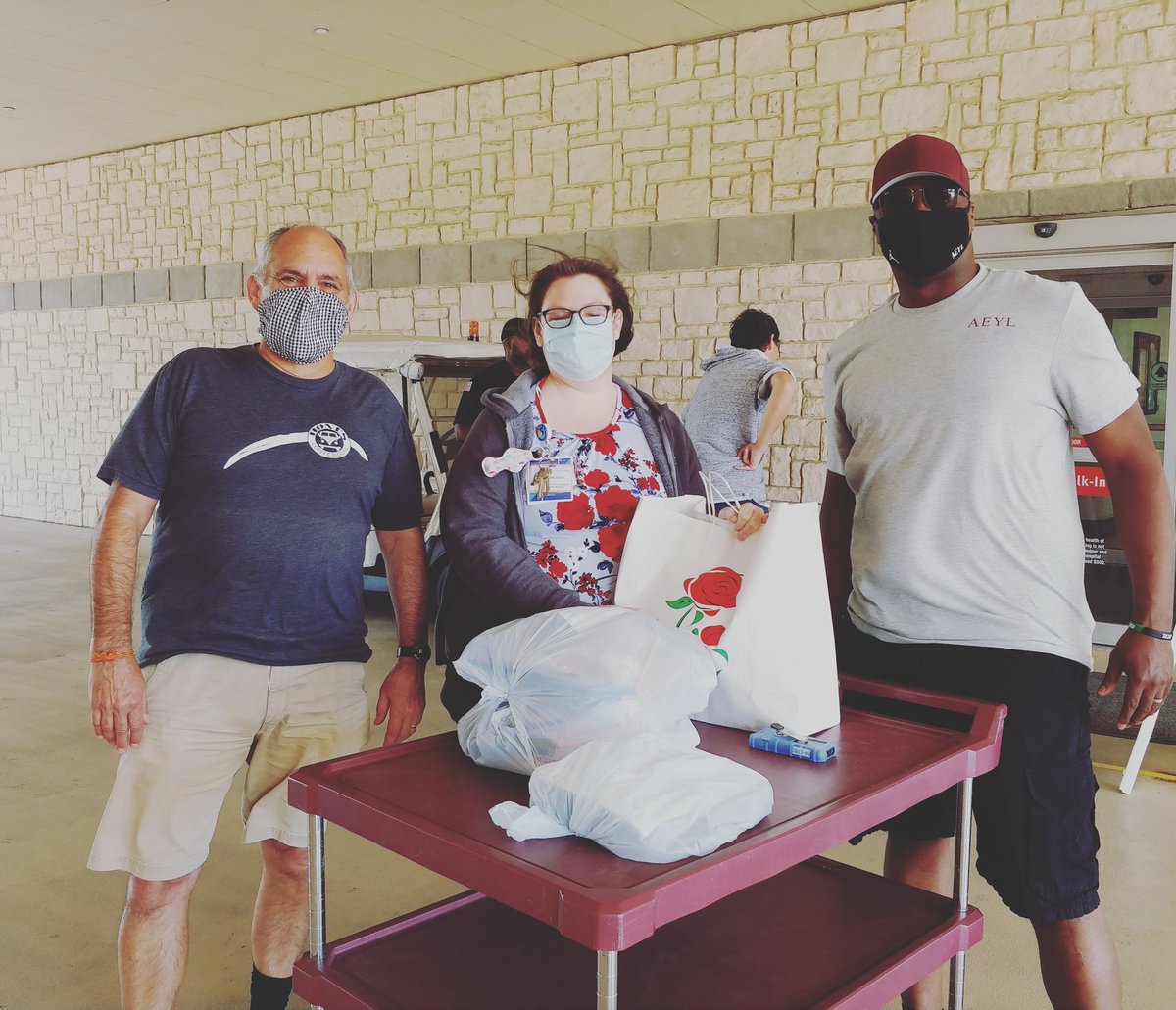 HEAR YE , HEAR YE! 
Just delivered 100 Face Shield Kits to Baylor, Scott &amp; White Frisco. Thanks for the request, Rebecca!