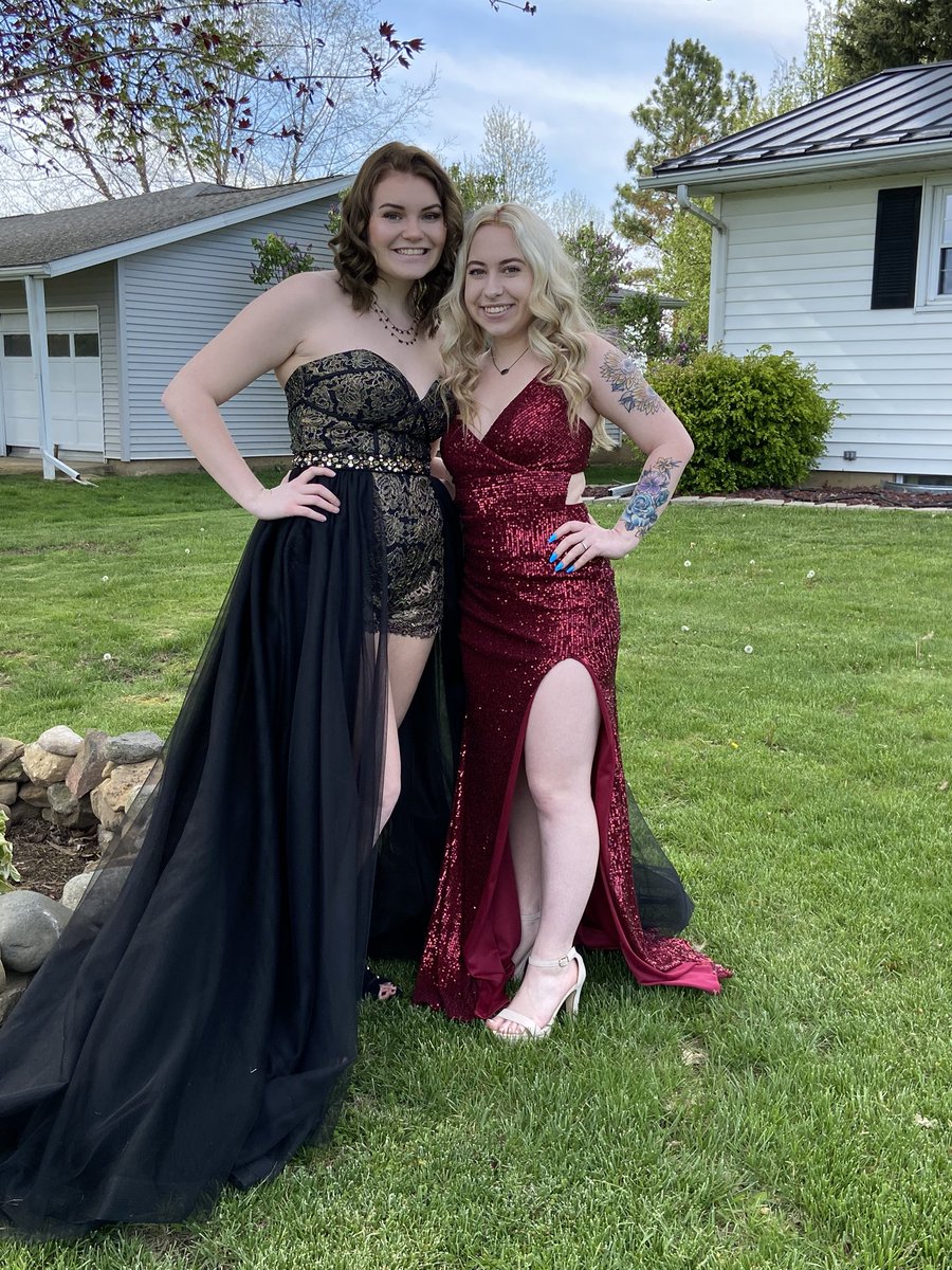 CAMitchell07's tweet photo. #CHSPROM20 https://t.co/5sMnoZwZ50