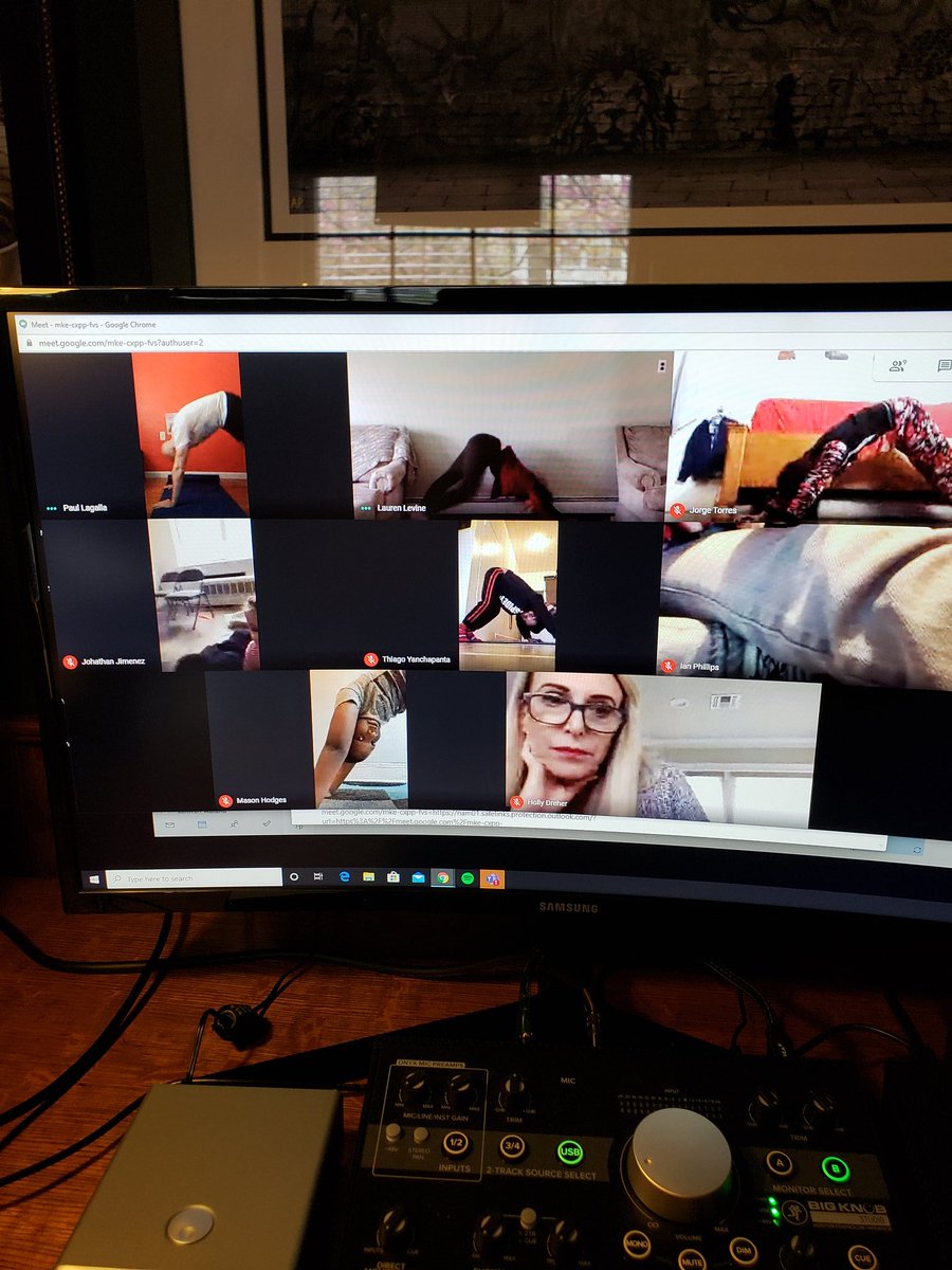 stevenstrull's tweet image. Miss Lauren teaching Yoga and Mindfulness with PE and Class Teacher at 14K380
#mindfulbehavior(ism)
@YMTPP_NYCDOE 
@ExecSuptKWatts 
@bfreeskeewee 
@SuptWinnickiD14 
@BkSouthBevLogan 
@BarnabySpring 
@laurenlevinebkn