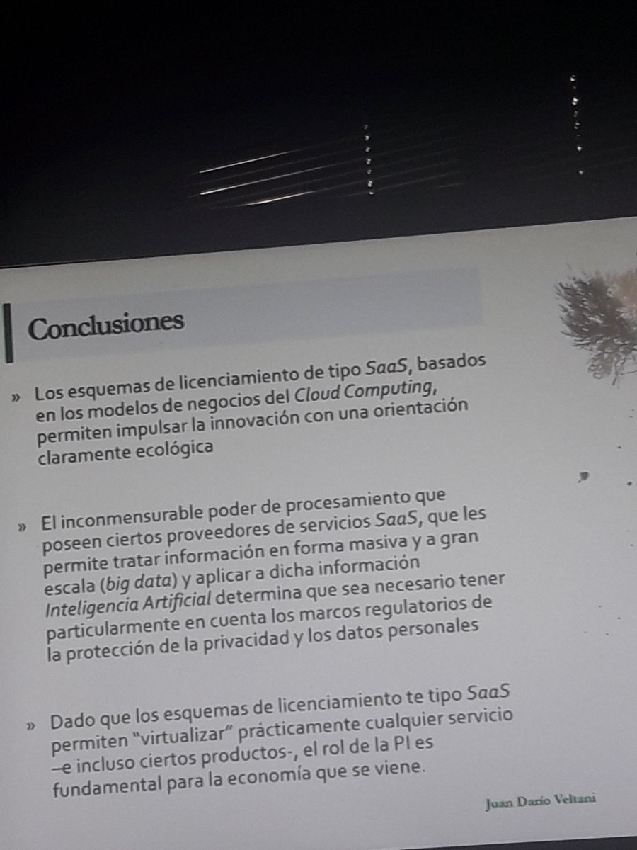 rodrigogozalbez's tweet photo. Impecable @jdvelt en el #seminarioelapi en el marco del #WorldIPDay2020 #software #derechodeautor @SomosELAPI https://t.co/fFa1i0Skty