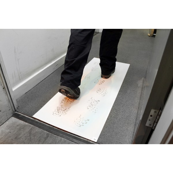 PBsecurite's tweet photo. 4 Tapis Antibactériens, 45 X 117 Cm.
Référence: HYG10260

Idéal pour tout type d’espace où l’hygiène est primordiale.

Le premier point de contrôle anti-contamination.

En vente sur notre site:
https://t.co/zNON4JtZ8e

#coronavirus #Hygiene #COVID19  #protection #securite 
#tapis https://t.co/ughhFoC6Hu