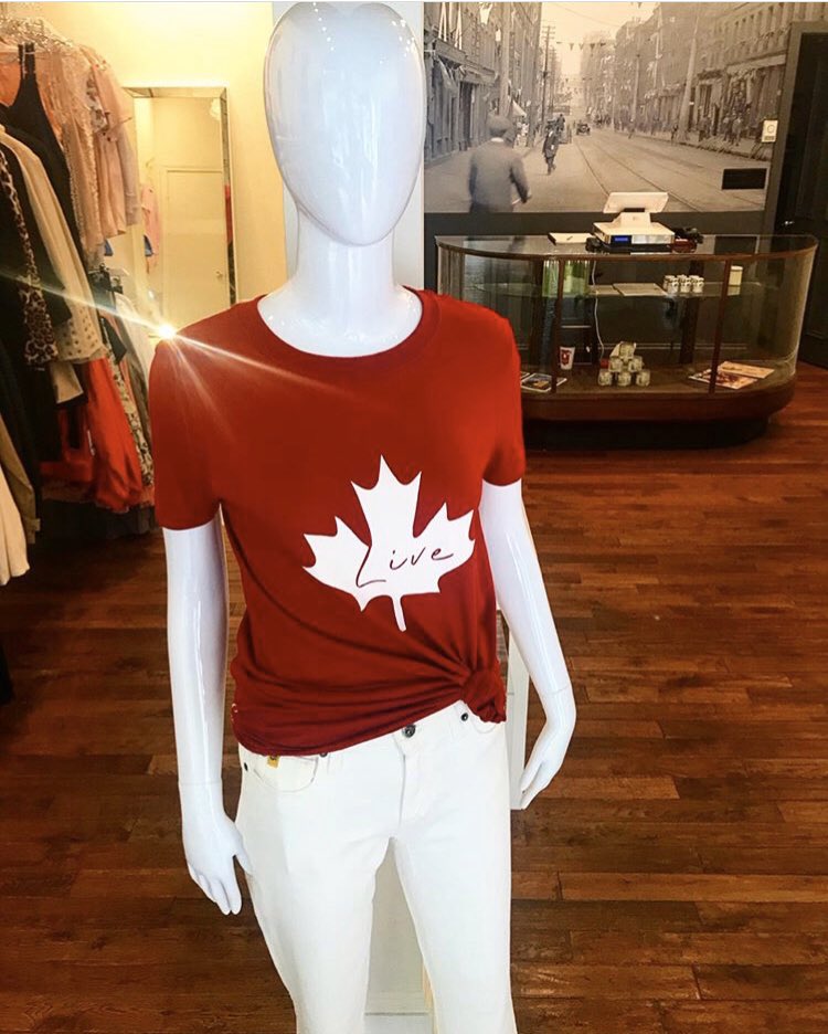 LiveApparel_Ca's tweet photo. Difficult times reinforce just how fortunate we are to Live in Canada. 🇨🇦When faced with adversity we only get stronger. Wear our colours with pride. 🍁 https://t.co/l05rDQxawO