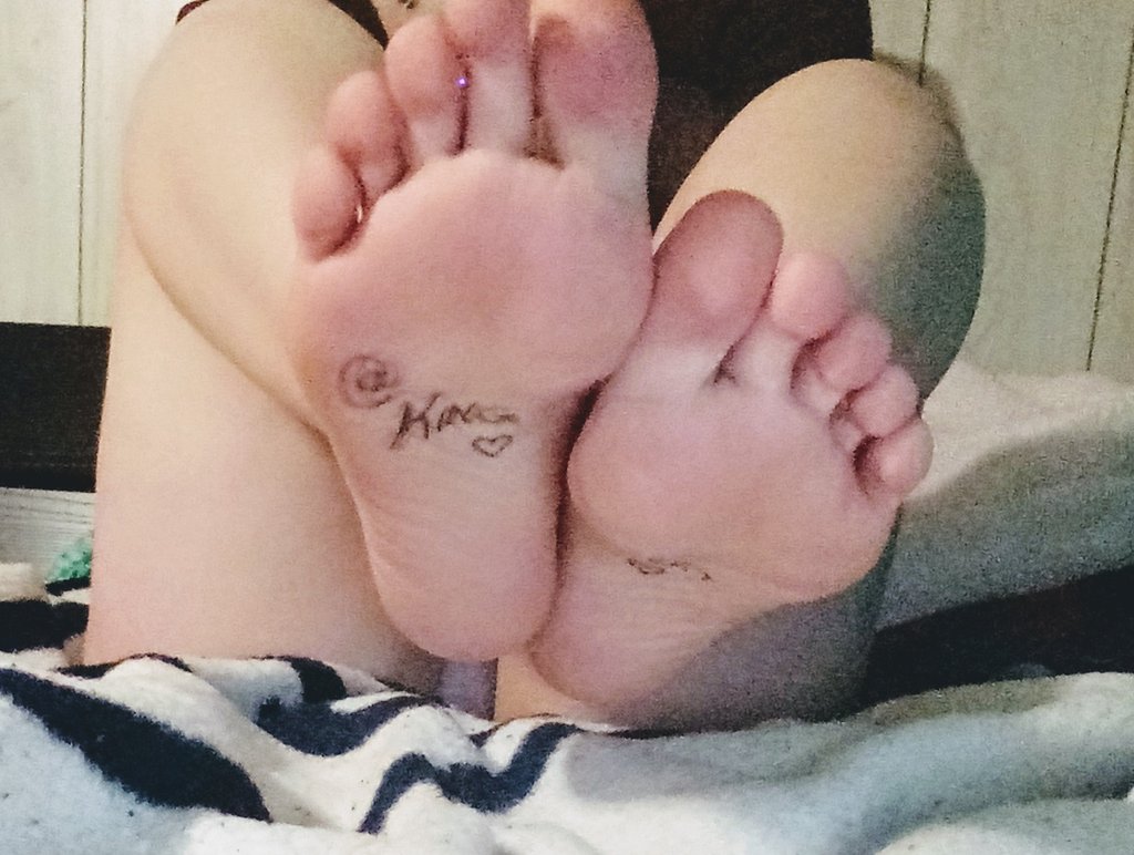 FeetLife9's tweet photo. @KingOfFeet_ https://t.co/ISy6hm9EED