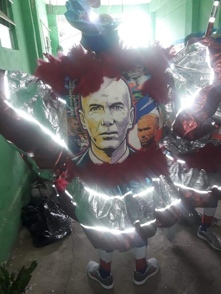 Tropadaqueimado's tweet photo. NOSSO LISTRADINHO DA FRANÇA  DE 2019 TROPA DO ZIDANE ✨🎇🎆💪

2021 TEM MAIS LISTRADINHO DO PALHACINHO 🤡🎆🎇✨🎭👏👏 https://t.co/HzRvTwi7qA