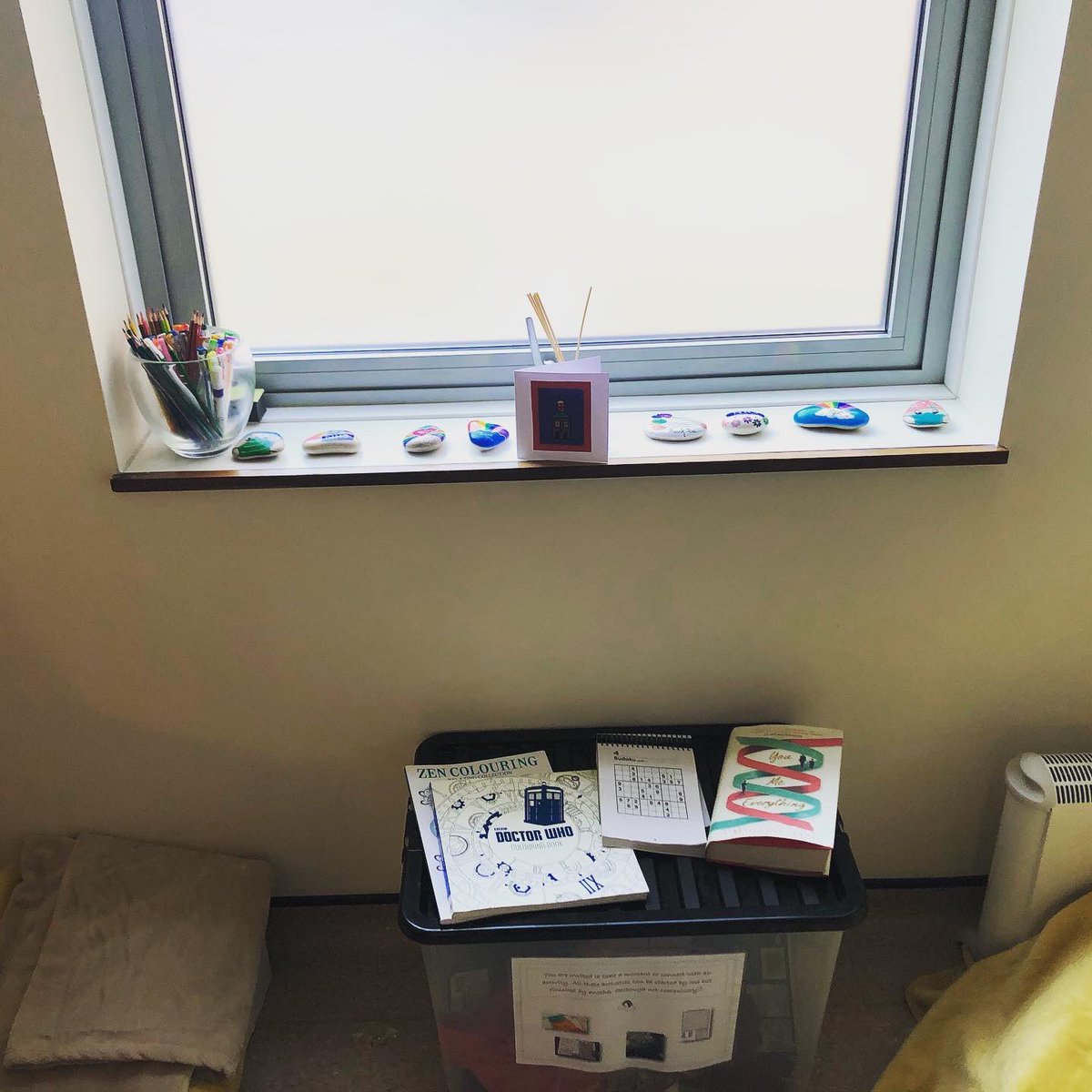 VickyJervis's tweet photo. Some of the beautiful rocks donated for our wonderful #JCUH frontline staff and their #wobbleroom by #yarmandeaglesclifferocks Thank you 🙏🏻💖🌈@SouthTees https://t.co/U4vCQMGdko