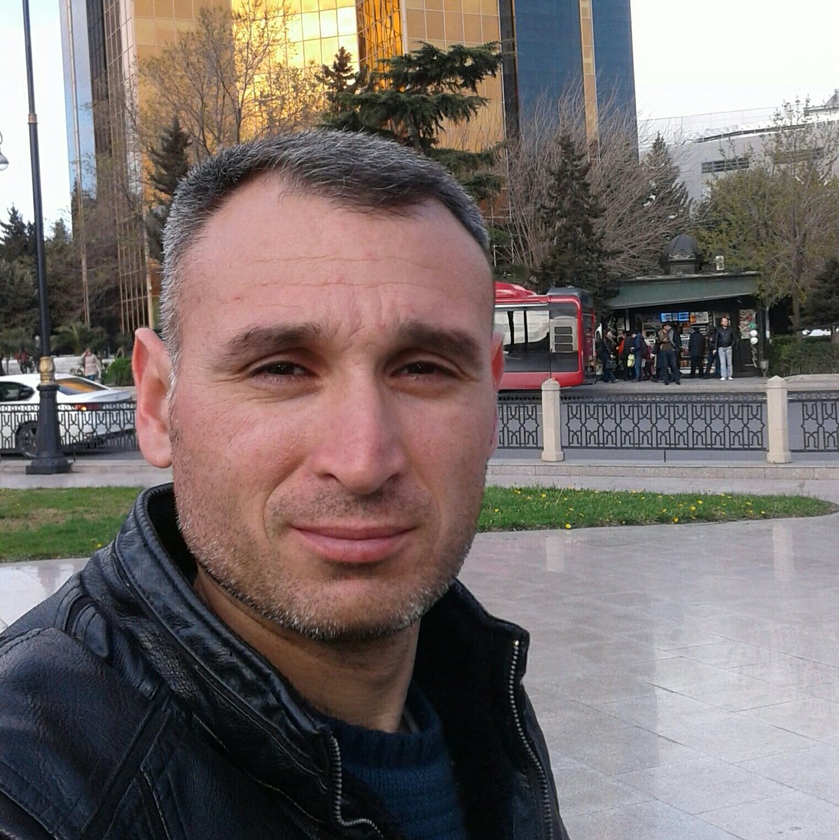 Ən dəyərli mülkiyyət əqli mülkiyyətdir. Nə qədər ki, biz bunu anlamırıq, bir o qədər əziyyətlər çəkirik...