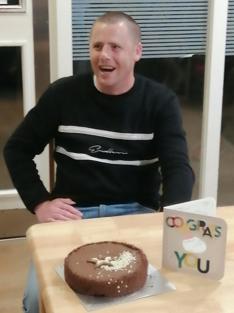 acornrecovery's tweet photo. Lots of virtual hugging and social distance cake eating as we say goodbye and good luck to Andrew on his next exciting move on to a life worth living.
#WeDoRecover
#BringOnLife
#LifeWorthLiving
@Calico_Group https://t.co/he2gy6cj9R