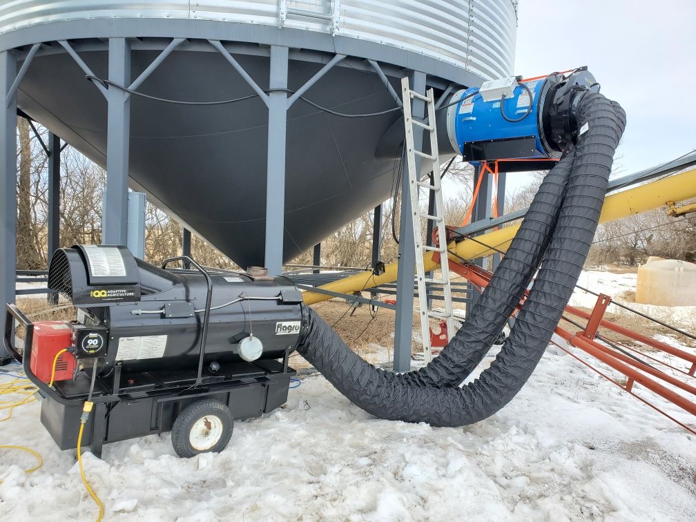 SaskProAg's tweet photo. Twitter Ag:  Anyone looking for another Diesel heater?  High serial number refurbished diesel and duel fuel heaters in stock in Saskatoon  #graindrying #adaptiveag #bindapt
https://t.co/3hNzou0Gw2 https://t.co/Z2y1sygoV3