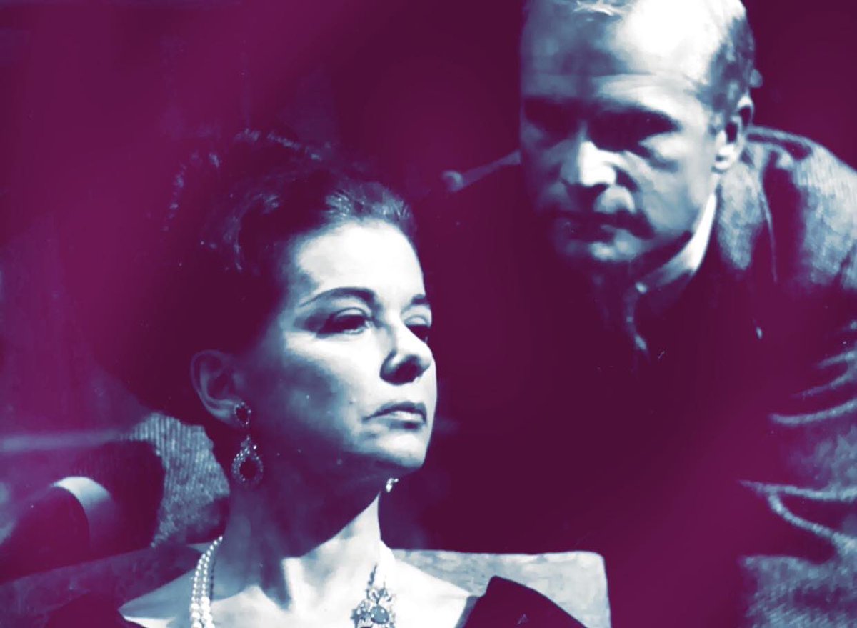 thePHIXfiles's tweet photo. NEW CHAPTER
This week: Carolyn &amp; Beau have a breakthrough; Julia walks in on a shocking scene in the old house basement; Liz &amp; Roger continue to lock horns over her secretive behavior. CLICK THE LINK BELOW 
to read it now! #DarkShadows #FanFic 
https://t.co/XktRjcMua1 https://t.co/Epc4p1MJHL