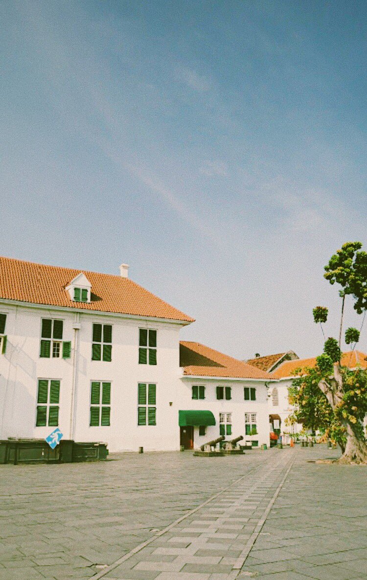 mputbeezb's tweet photo. Kota tua https://t.co/QVTPKLR51T