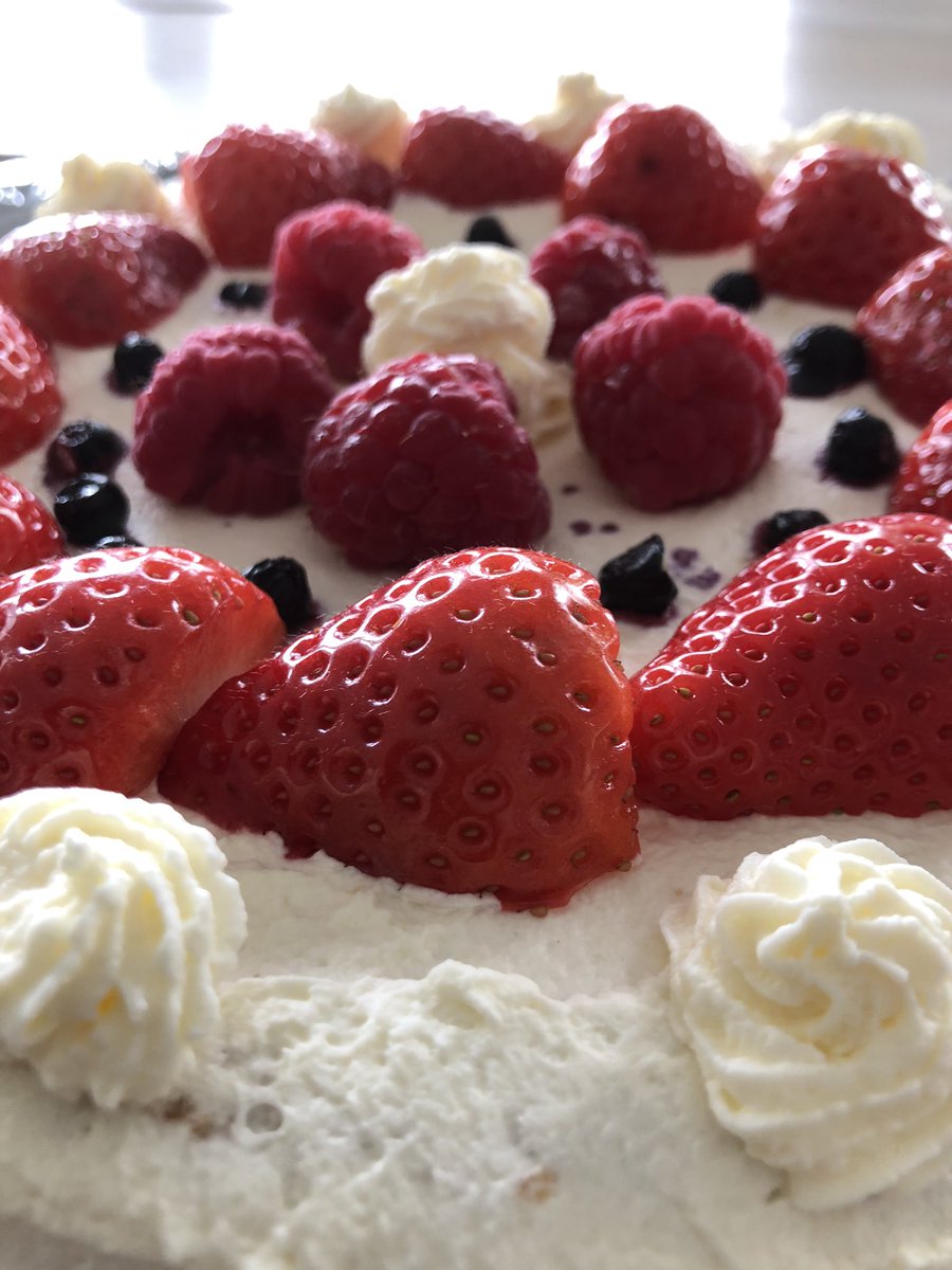 Elämäni kuvina 2/7. Ei ihmisiä, ei selityksiä. Mukaan minut haastoi <a href="/Kuusipalo/">Paula Kuusipalo-Määttä</a> Tänään haaste lähtee @KirsiPietila