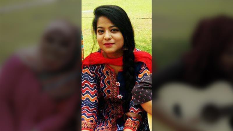 RABSBB's tweet photo. @DrAlshoreka 
@AlGhurair98 
The women in this pic is Safoora Zargar. She has been arrested by dis saffronist gov as she protested against the barbarian law #CAA_NPR_NRC. She is placed in solitary confinement tihar jail and is pregnant too. Can you pls take a look into this matter https://t.co/SIKV5XI7rf