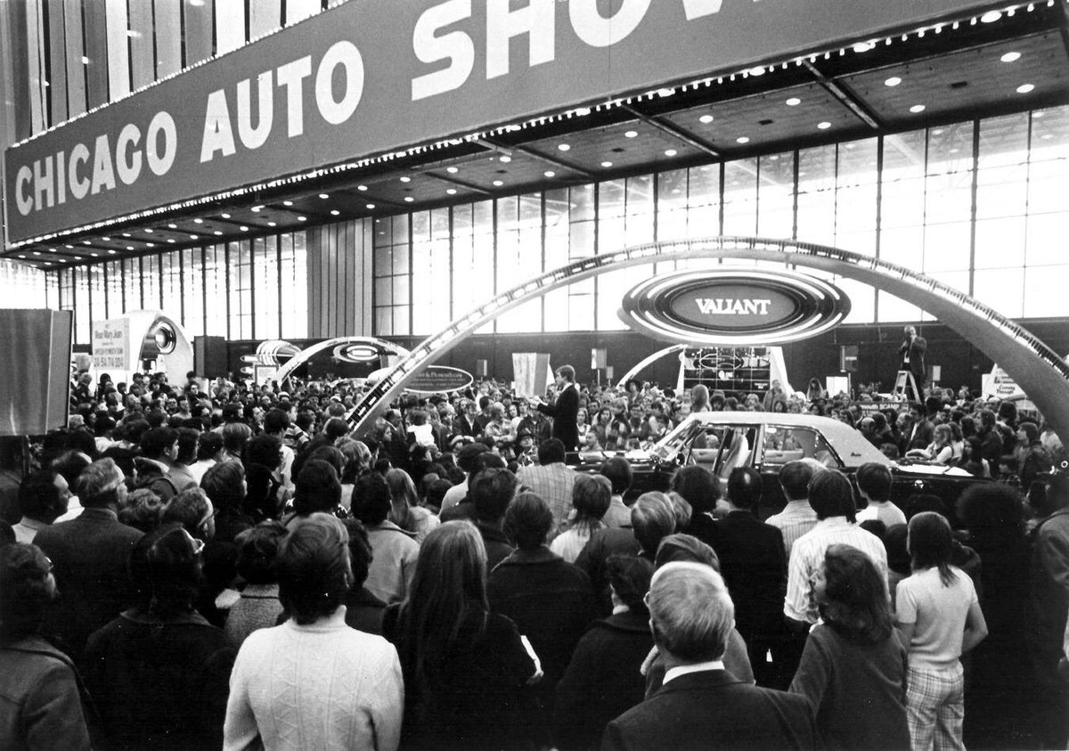 marksweettweet's tweet photo. Saddened to hear @McCormick_Place in #Chicago, the country’s largest convention center, is now being used as a #makeshifthospital for #coronavirus patients. I performed 1000s of shows there from 71-95 drawing people into the Auto Show exhibit. #mccormickplace #chicago #covid19 https://t.co/MONdV7yu8q