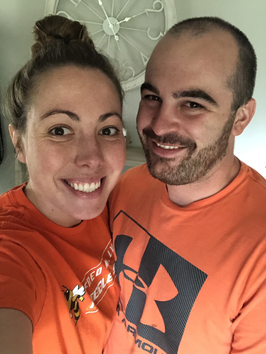 Mrs_AEllis's tweet photo. Happy Swarm Day for Spirit Week! #FLHornets #Ducalis 🧡🐝 https://t.co/6iF05kGUOj