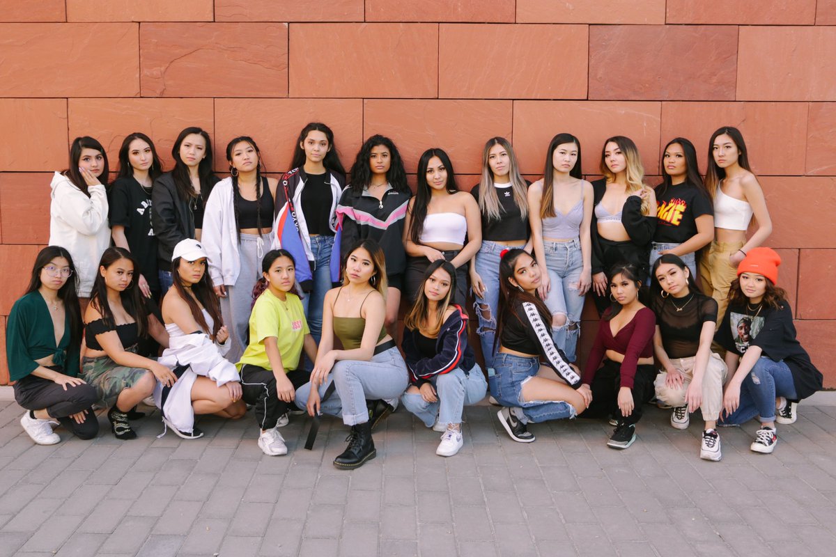 Our sisters miss being together, but hope you guys are all staying safe during this time! 🤩